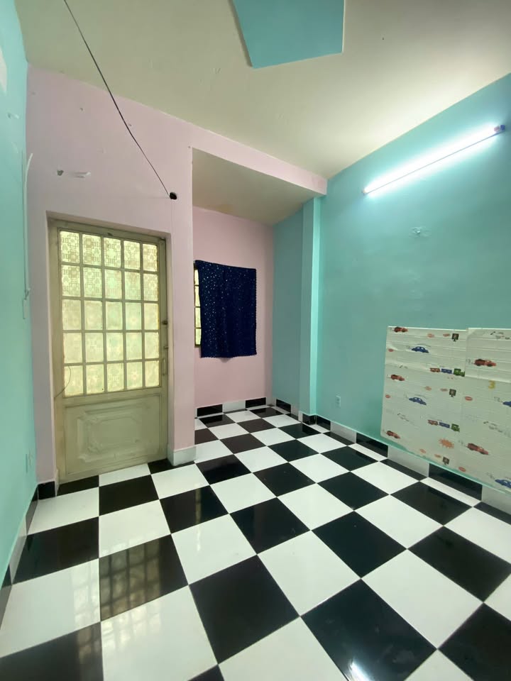 Cho thuê nhà nguyên căn đường Chuyên Dùng 9, Quận 7, diện tích 21m², giá 5 triệu/tháng - Nhà đẹp, vào ở ngay!