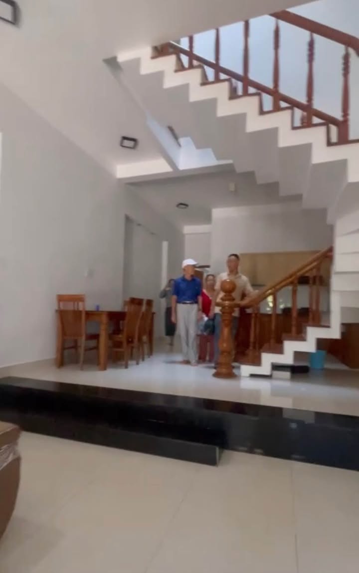 Nhà cho thuê 2 tầng tại đường Minh Mạng, Khuê Mỹ 3PN giá 13 triệu - Nội thất đầy đủ, sẵn sàng vào ở!