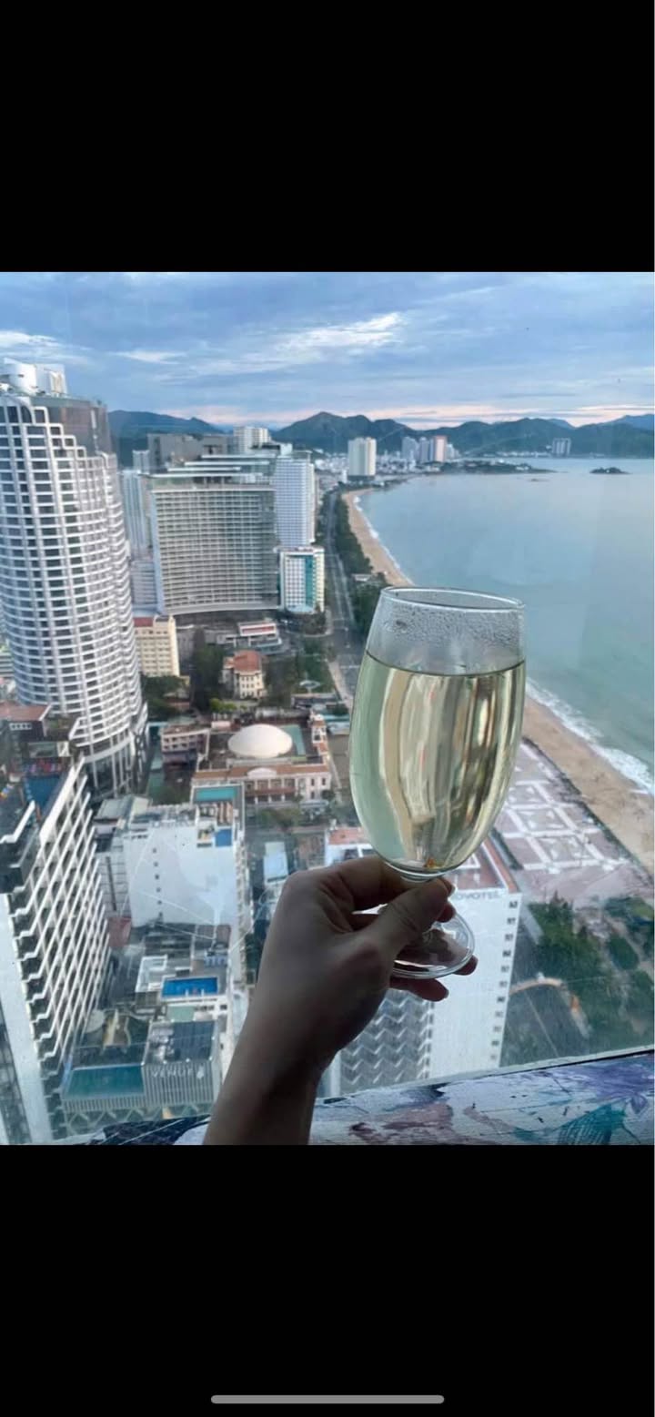 Căn hộ Mường Thanh Nha Trang 46m² giá 2.75 tỷ - View biển cực đẹp