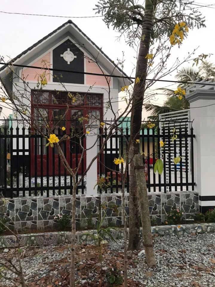 Nhà nguyên căn Phú Hòa, Long Xuyên 3 triệu/tháng - Sạch sẽ, thoáng mát!