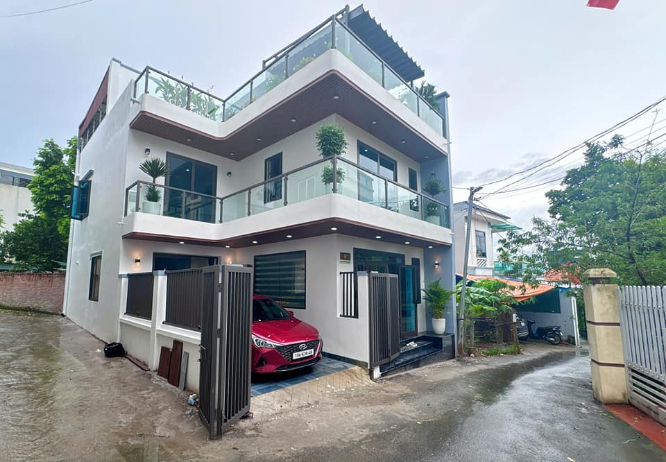 Nhà phố 3 tầng Nguyễn Du 100m² giá 5 tỷ - Full nội thất cao cấp sẵn sàng vào ở!