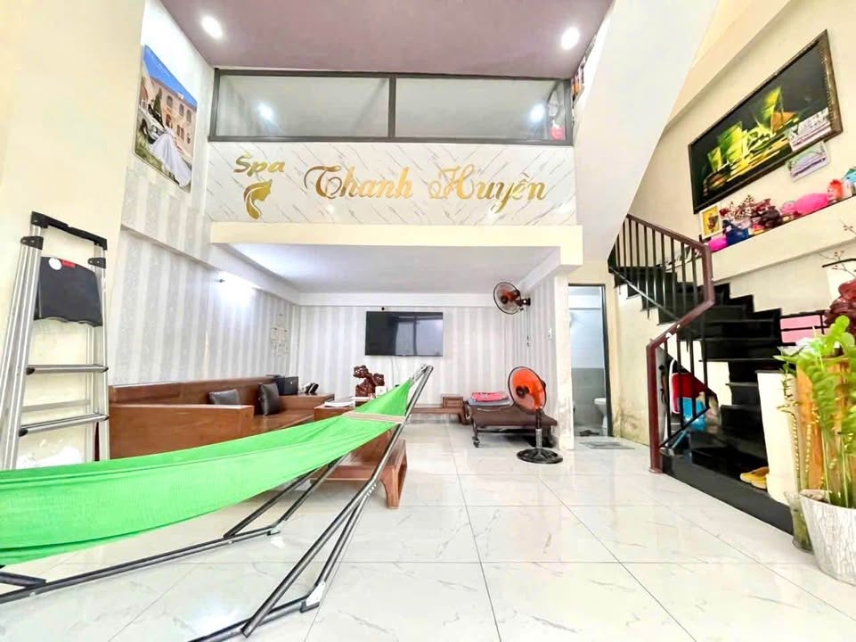 Nhà 2,5 tầng K108 Huỳnh Ngọc Huệ 41m² giá 3.25 tỷ - Full nội thất, sẵn sàng ở ngay!