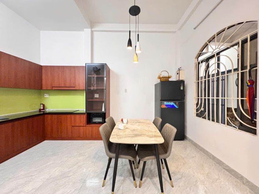 Nhà hẻm Vĩnh Thọ Nha Trang 60m² giá 4.5 tỷ - Gần biển và chợ