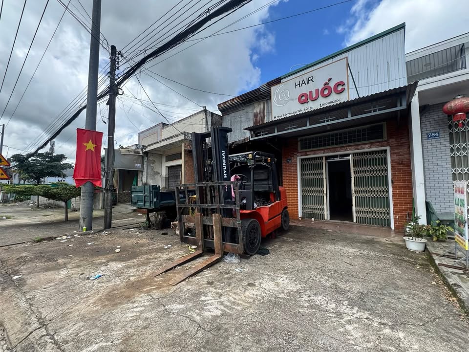 Cho thuê nhà mặt tiền Quốc lộ 20, Bảo Lộc 200m² - Mặt bằng kinh doanh lý tưởng chỉ 6,5 triệu!