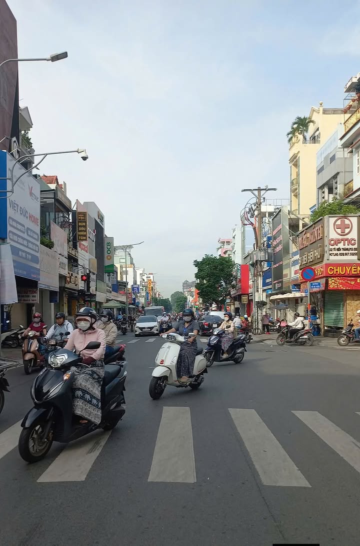 Nhà phố Tô Hiến Thành, Q.10 - 49m² giá 9.5 tỷ - Mặt tiền hẻm kinh doanh sầm uất!