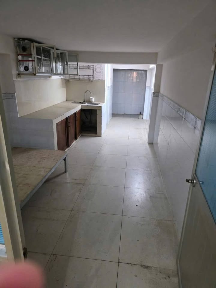 Nhà mặt tiền đường số Tân Kiểng, Quận 7, 57m² giá 22 triệu - Kinh doanh thuận lợi!