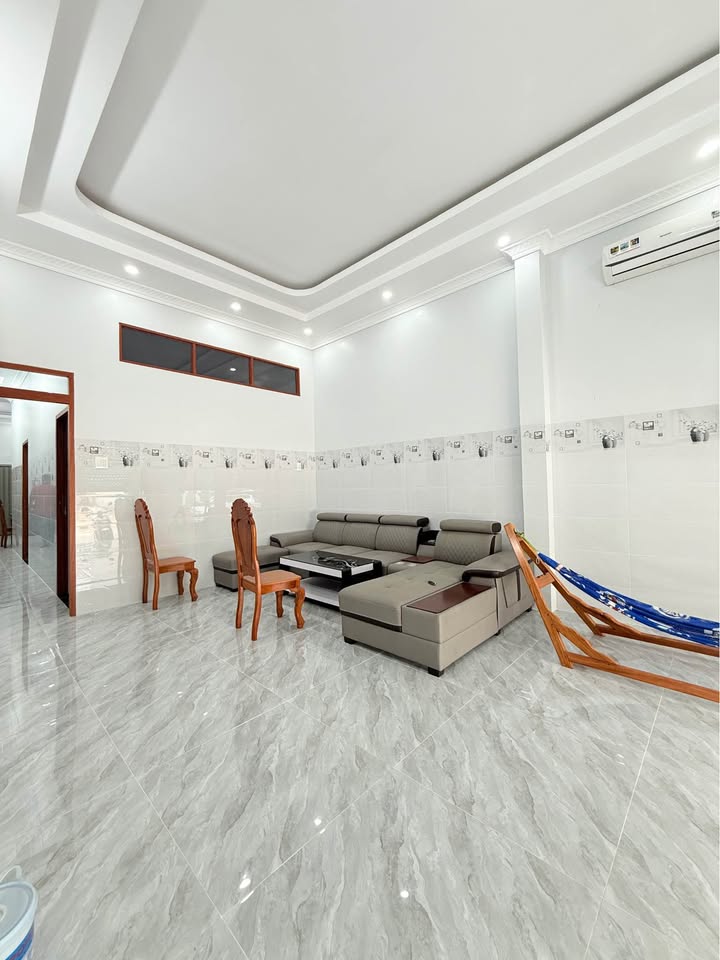 Nhà 2 phòng ngủ đường B16, KDC Hưng Phú 1, Cần Thơ 81m² giá 5.3 tỷ - Pháp lý sổ đỏ chính chủ!