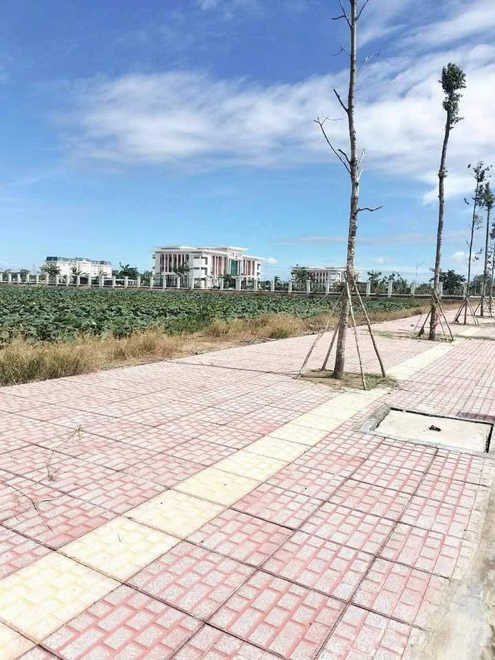 Đất nền 312m² tại Hòa Tú 1, Mỹ Xuyên giá 2.6 tỷ - Đầu tư sinh lời ngay!