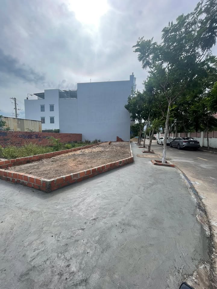 Đất Ôm Góc Nguyễn Trọng Trì, Nhơn Bình 91m² Giá 4 tỷ - Hướng Đông Nam, Pháp Lý Rõ Ràng!