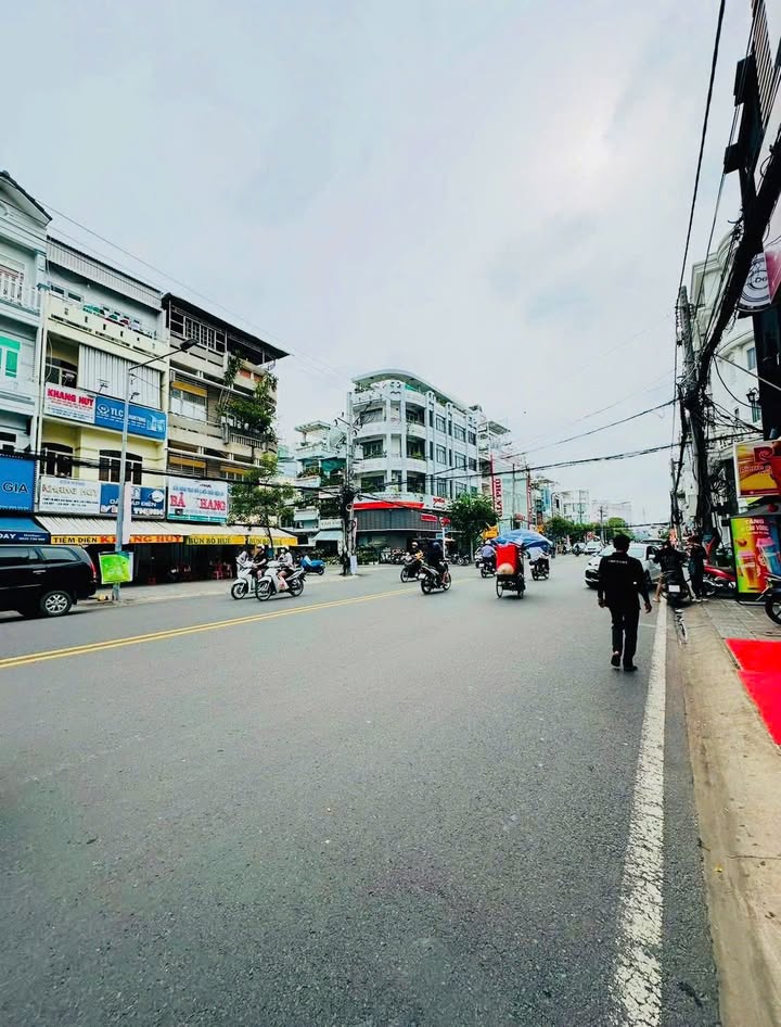 Nhà mặt tiền Nguyễn Trãi, phường Mỹ Long, Long Xuyên 64m² giá 12 triệu - Thích hợp kinh doanh!