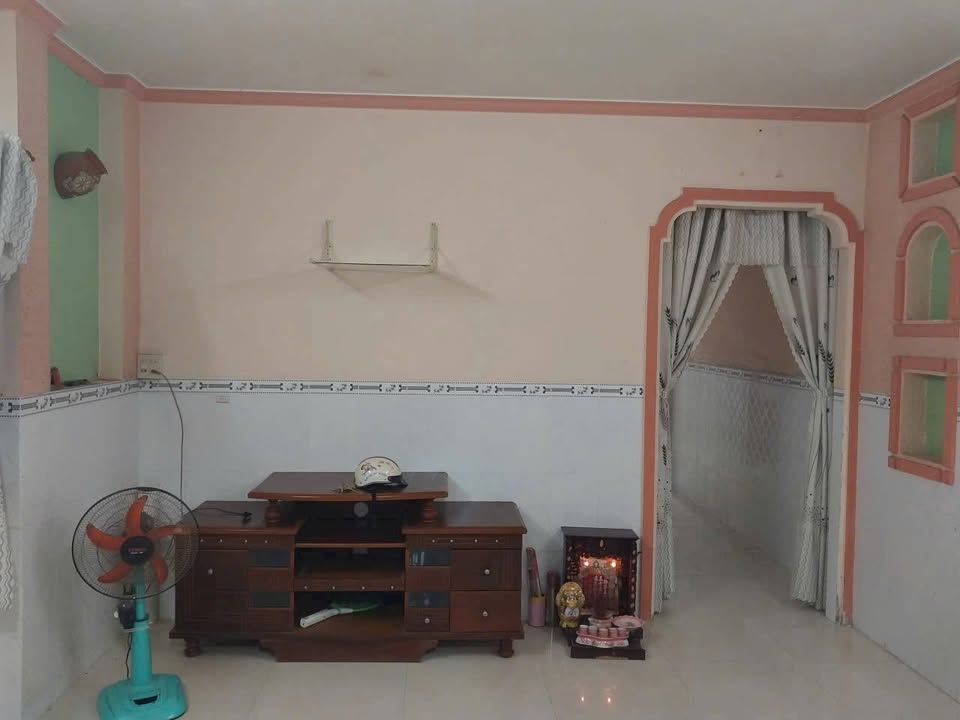 Nhà cho thuê 121 Phó Đức Chính, Bình Khánh, 85m² giá 3.5 triệu - Tiện nghi đầy đủ, vào ở ngay!