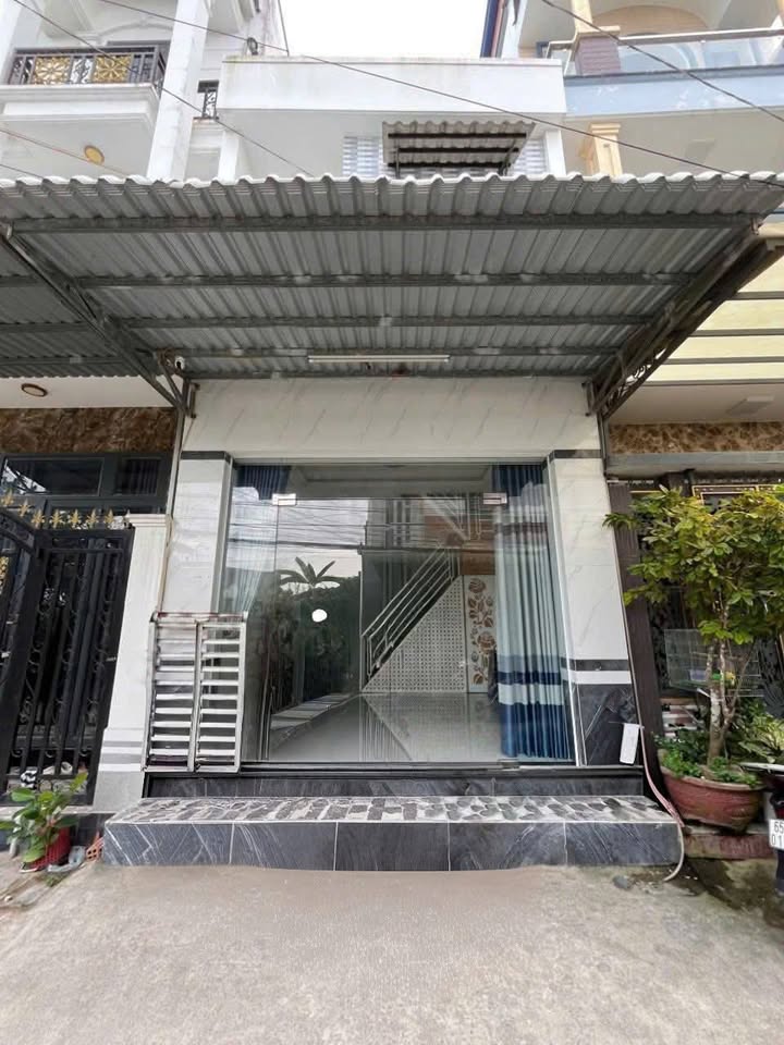 Nhà trệt + lầu mặt tiền hẻm Hồ Bún Sáng, phường Tân An, Cần Thơ - Cho thuê giá 5 triệu/tháng!