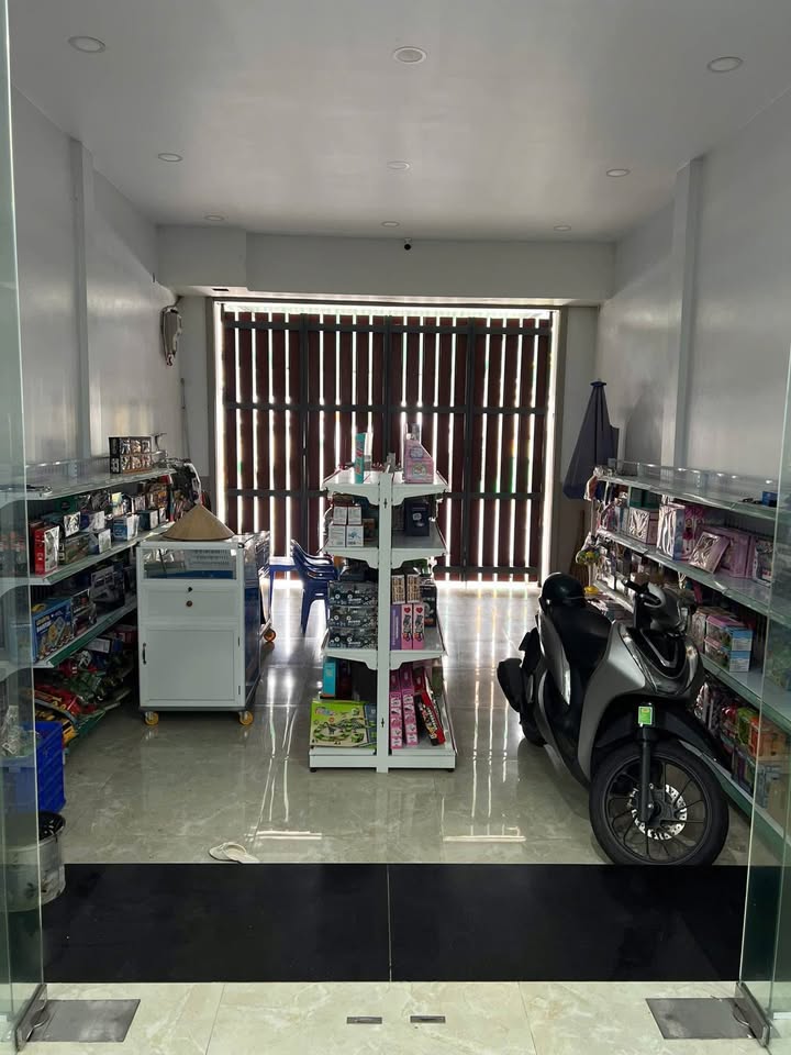 Nhà 2 mặt tiền tại Trương Công Định, Sóc Trăng 112m² giá 4 tỷ - Cơ hội đầu tư tuyệt vời!