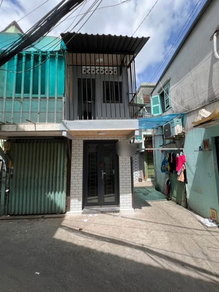 Nhà phố Tân Hòa Đông Quận 6 15m² giá 1.68 tỷ - Chính chủ sổ hồng riêng