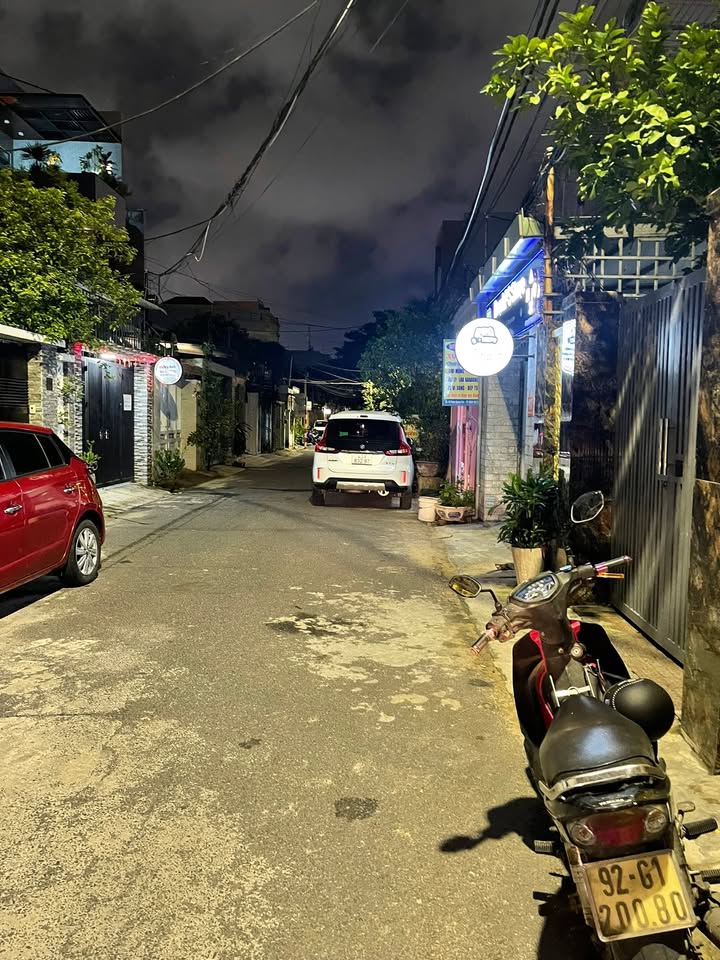 Nhà cấp 4 Phạm Quang Ảnh, Sơn Trà 124m² giá 9 tỷ - Vị trí đẹp gần biển!