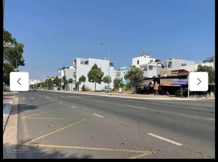 Đất mặt tiền Phạm Hùng Bà Rịa 200m² giá 15.8 tỷ - Sổ đỏ chính chủ!