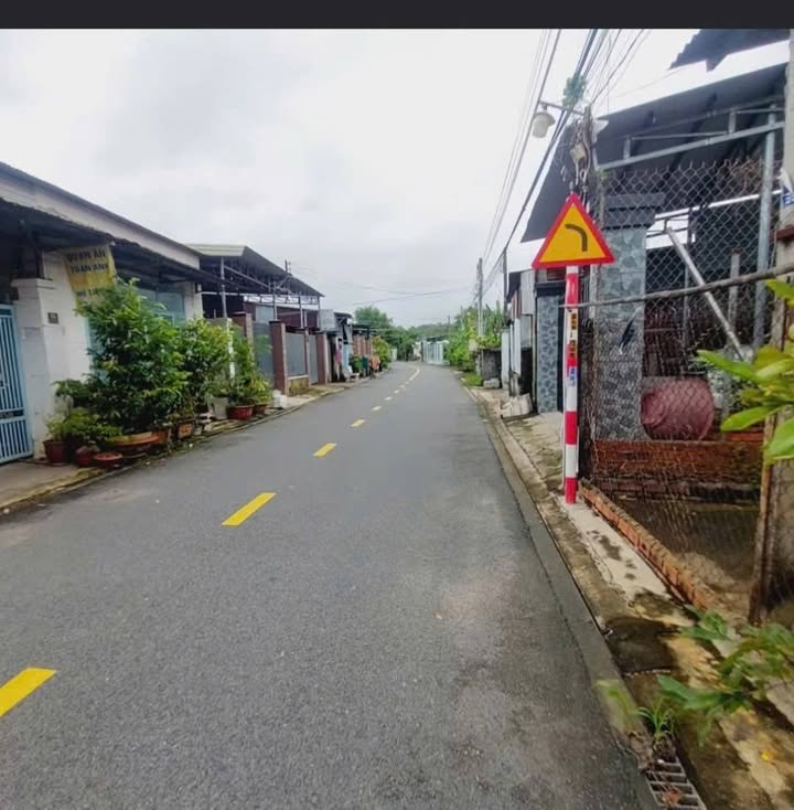 Đất thổ cư phường Tân Ninh 190m² giá 2 tỷ - Sổ hồng chính chủ, vị trí đẹp!