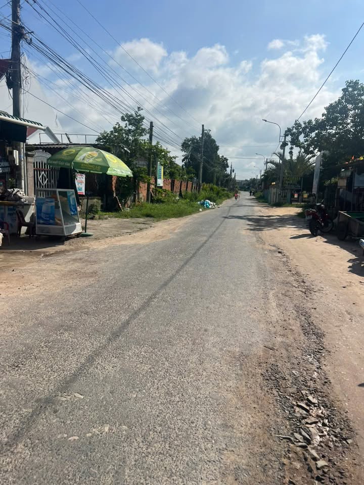 Đất thổ cư Tân Bình 232m² giá 2.2 tỷ - Vị trí kinh doanh sầm uất!