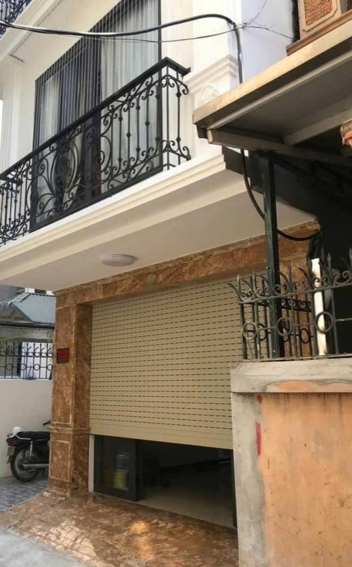 Nhà cho thuê mới Nguyễn Ngọc Vũ 50m² giá 35 triệu - Thiết kế hiện đại, sẵn sàng hoạt động!