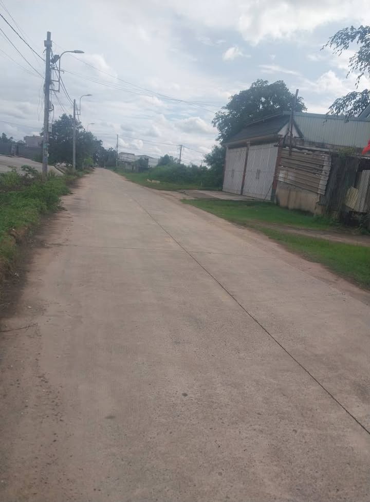 Warehouse 2700m² tại xã Tân Hiệp, Hóc Môn giá 19.9 tỷ - Cơ hội đầu tư tuyệt vời!