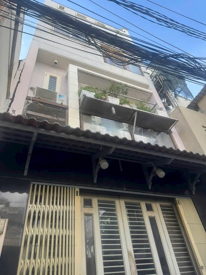 Nhà hẻm Tân Hoà Đông, Quận 6, 32m² giá 4 tỷ - Đầu tư sinh lời nhanh!