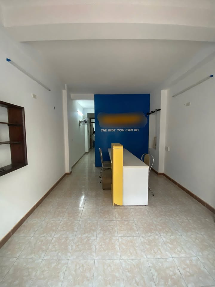 Nhà mặt tiền Hòa Cường Bắc, Hải Châu, Đà Nẵng - Cho thuê 75m² chỉ 12 triệu/tháng!