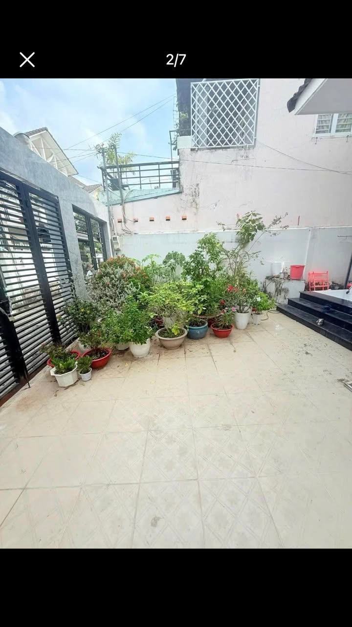 Nhà phố Phú Cường, Thủ Dầu Một 240m² giá 5.2 tỷ - Sổ đỏ chính chủ, nội thất tặng kèm!