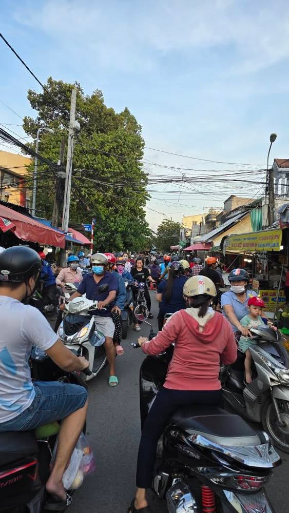 Mặt tiền kinh doanh Thuận An 200m² giá 15.5 tỷ - Đang cho thuê 35 triệu/tháng!