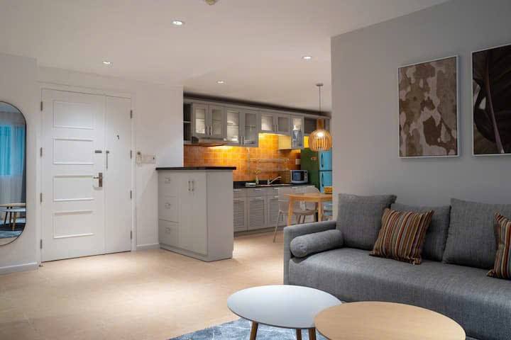 Căn hộ cho thuê đường Ngô Thời Nhiệm quận 3, 50m² - Nội thất cao cấp, view thoáng mát!