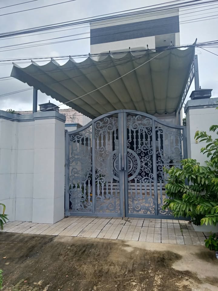 Nhà 1 trệt 1 lầu Long Thành Bắc 192m² giá 3.1 tỷ - Dọn vào ở ngay!