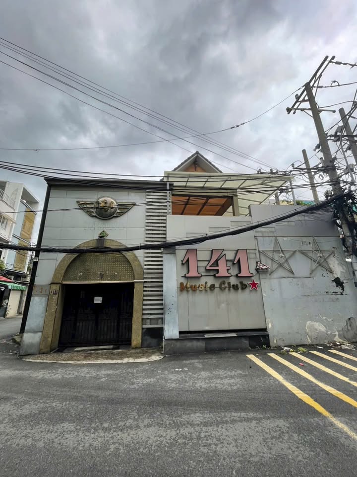 Nhà nguyên căn mặt tiền 141 Nguyễn Đình Chính, Phú Nhuận 480m² - Kinh doanh tự do, giá thỏa thuận!