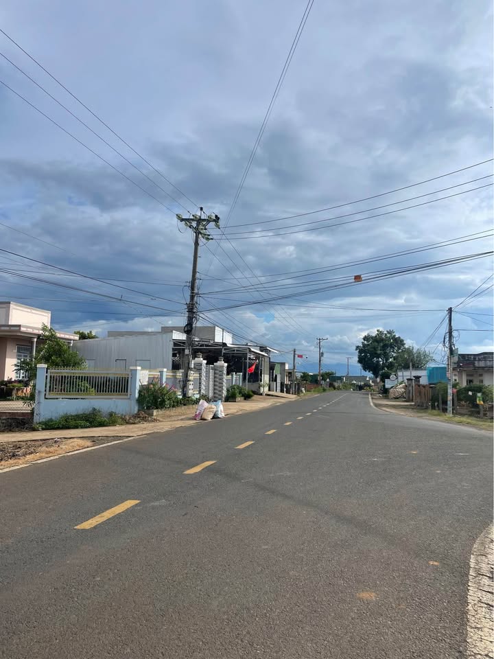 Đất nền đường 724 Tân Hội 5450m² giá chỉ 3.2 tỷ - Khu dân cư sầm uất!