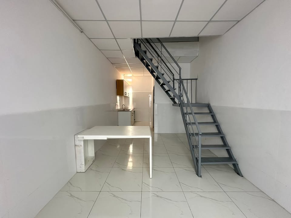 Nhà cho thuê tại Điện Biên Phủ, Bình Thạnh 30m² - Sẵn nội thất, thoải mái giờ giấc!