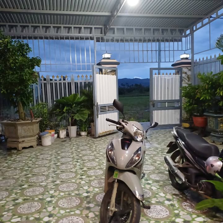 Nhà đẹp Diên Hòa, Diên Khánh 185.5m² giá 1.999 tỷ - Chính chủ cần bán gấp!