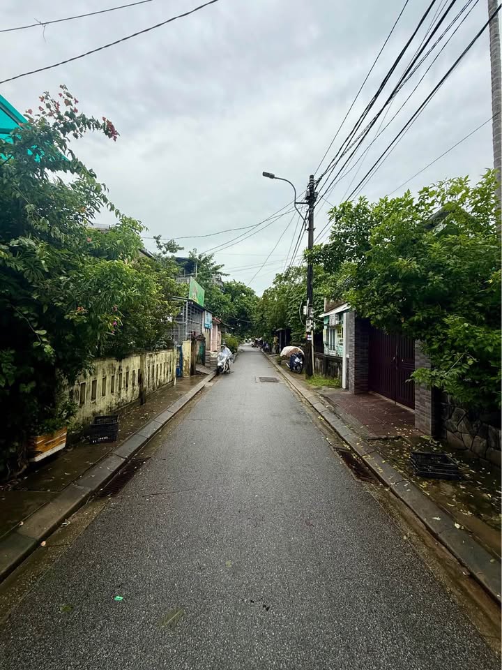 Nhà 2 tầng mặt tiền Trần Nguyên Hãn, Huế 219m² - Full đất ở, giá tốt!