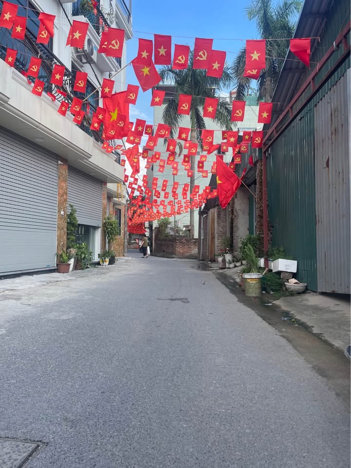 Nhà 5 tầng Tân Phong, Thụy Phương 42m² giá 7 tỷ - Mặt ngõ ô tô tránh