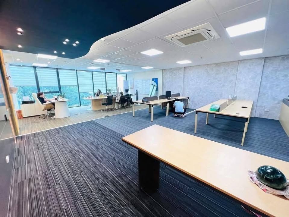 Sàn văn phòng Nguyễn Xiển Thanh Xuân 120m² giá 24 triệu - View thoáng, ánh sáng tự nhiên!