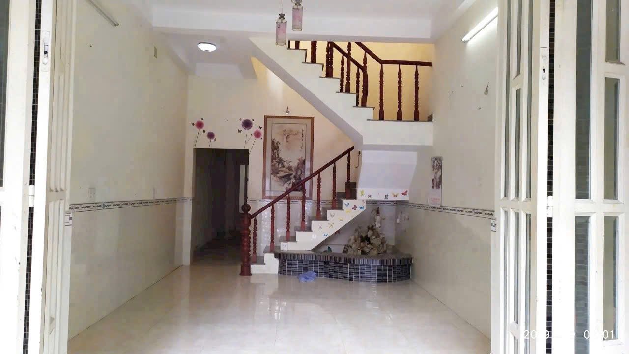 Nhà nguyên căn Bình Tân 60m² giá 7.5 triệu - Hẻm ô tô, thuận tiện kinh doanh!