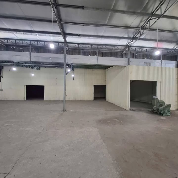 Nhà xưởng cho thuê mặt tiền đường Trần Văn Giàu, Bình Chánh 700m² - Vị trí đắc địa, thuận tiện giao thông!