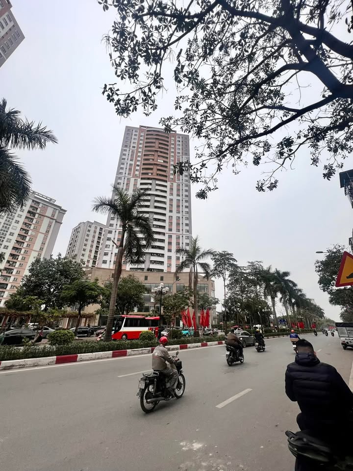 Nhà riêng Tân Mai - 37m² - 5 tầng đẹp - Full nội thất - Giá chỉ 6 tỷ!