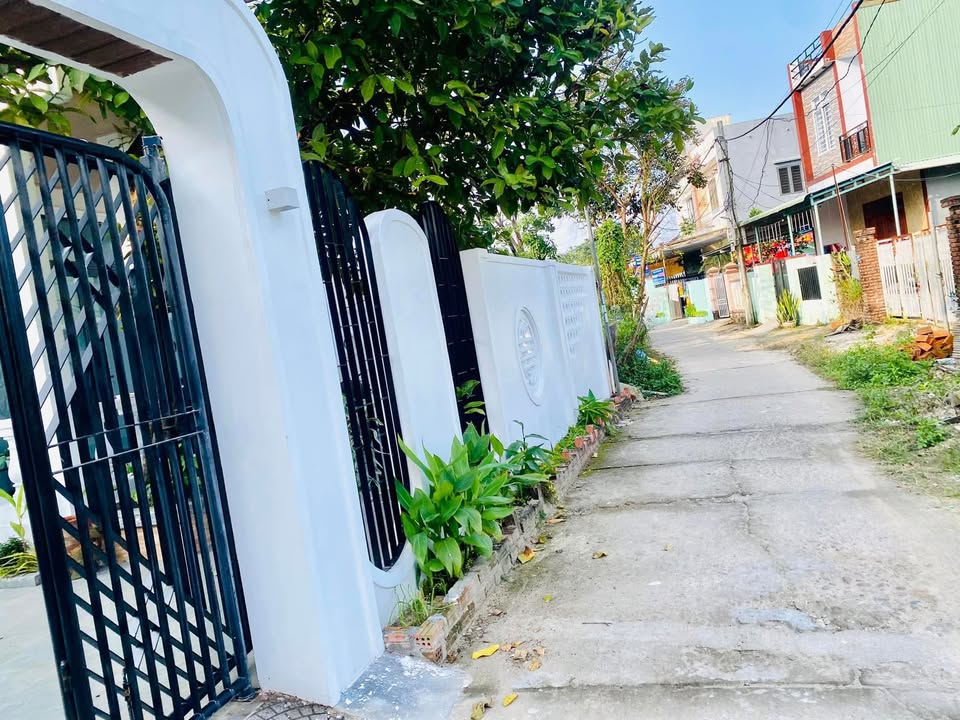 Đất Kiệt Xuân Diệu, Thị Trấn Hà Lam, 150m² - Giá chỉ 800 triệu - Sổ hồng chính chủ!