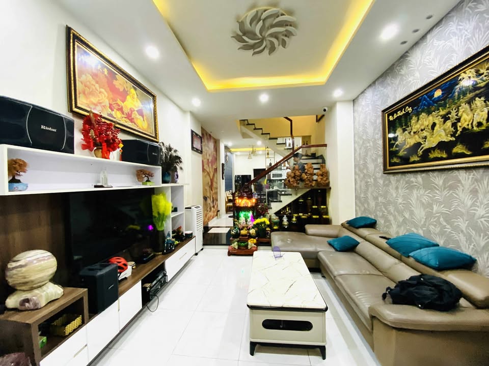 Nhà phố 4 tầng Tân Hưng, Quận 7 giá 8.3 tỷ - Nhập ngay không cần sửa chữa!