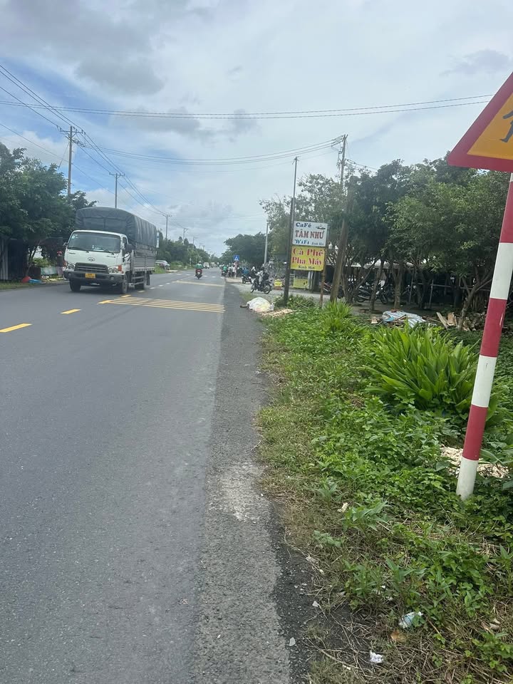 Đất nền Vĩnh Phú Tây 360m² giá 2.34 tỷ - Tiềm năng kinh doanh lớn!