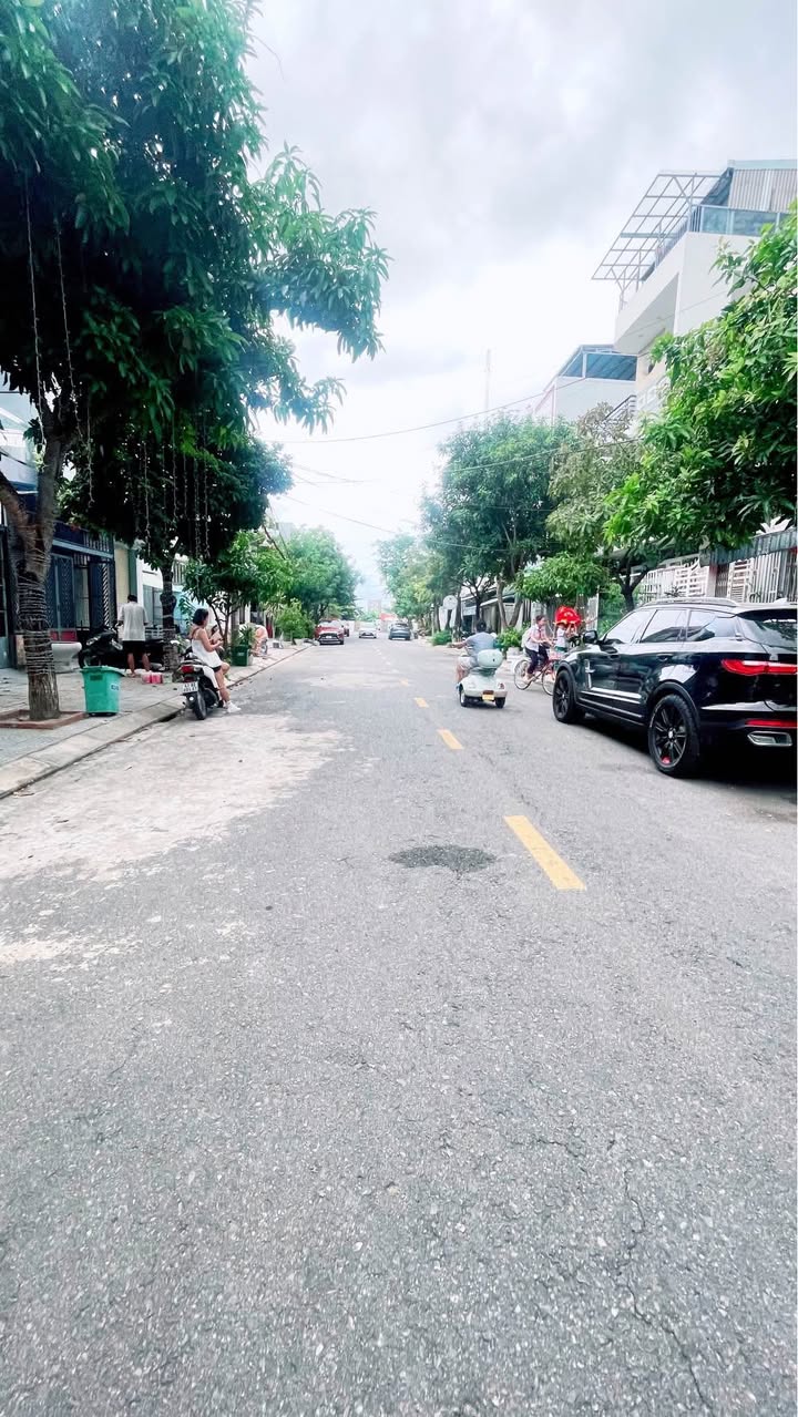 Nhà 2 tầng mặt tiền đường Lê Chân, Nại Hiên Đông, Sơn Trà 80m² giá 8.15 tỷ - Chính chủ bán gấp!