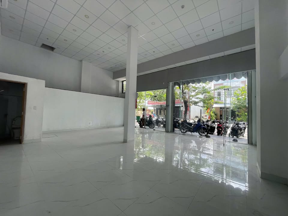 Cho thuê mặt bằng Bùi Tấn Diên, Liên Chiểu, Đà Nẵng 75m² giá 20 triệu - Phù hợp nhiều loại hình kinh doanh!