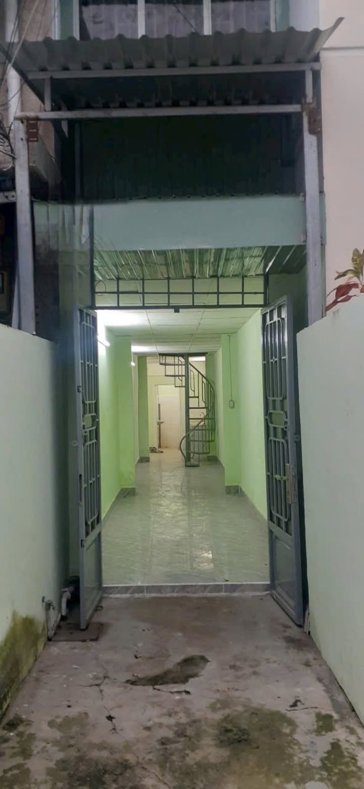 Nhà phố cho thuê mặt đường Tôn Thất Thuyết, Quận 4 - 50m² giá chỉ 8 triệu/tháng!