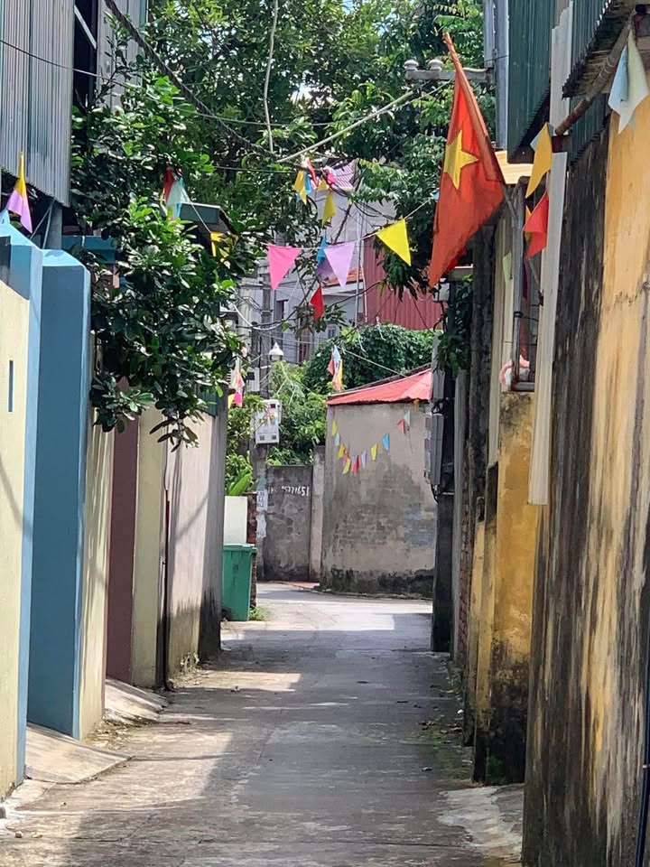 Bán đất có nhà cấp bốn 84m² tại khu phố Đa Tiện, Thuận Thành - Giá chỉ 2,8 tỷ!