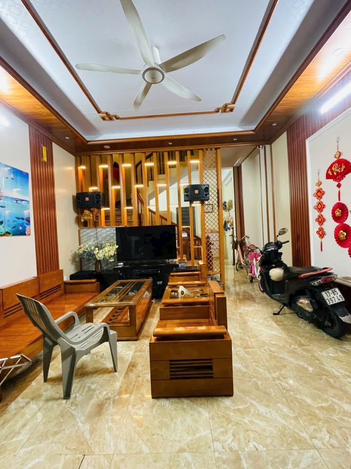 Nhà 3 tầng đường Nguyễn Trãi, Phú Khánh 50m² giá 2 tỷ - Nhà đẹp, sạch sẽ, ở ngay!