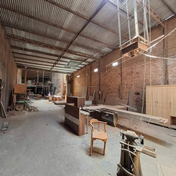 Cho thuê xưởng kiên cố 1.300m² tại KP8, Phường Long Bình, Đồng Nai - Giá chỉ 28 triệu/tháng!