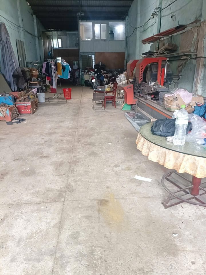 Nhà xưởng mặt tiền Đông Thạnh Hóc Môn 206m² giá 8.9 tỷ - Đầu tư sinh lời ngay!